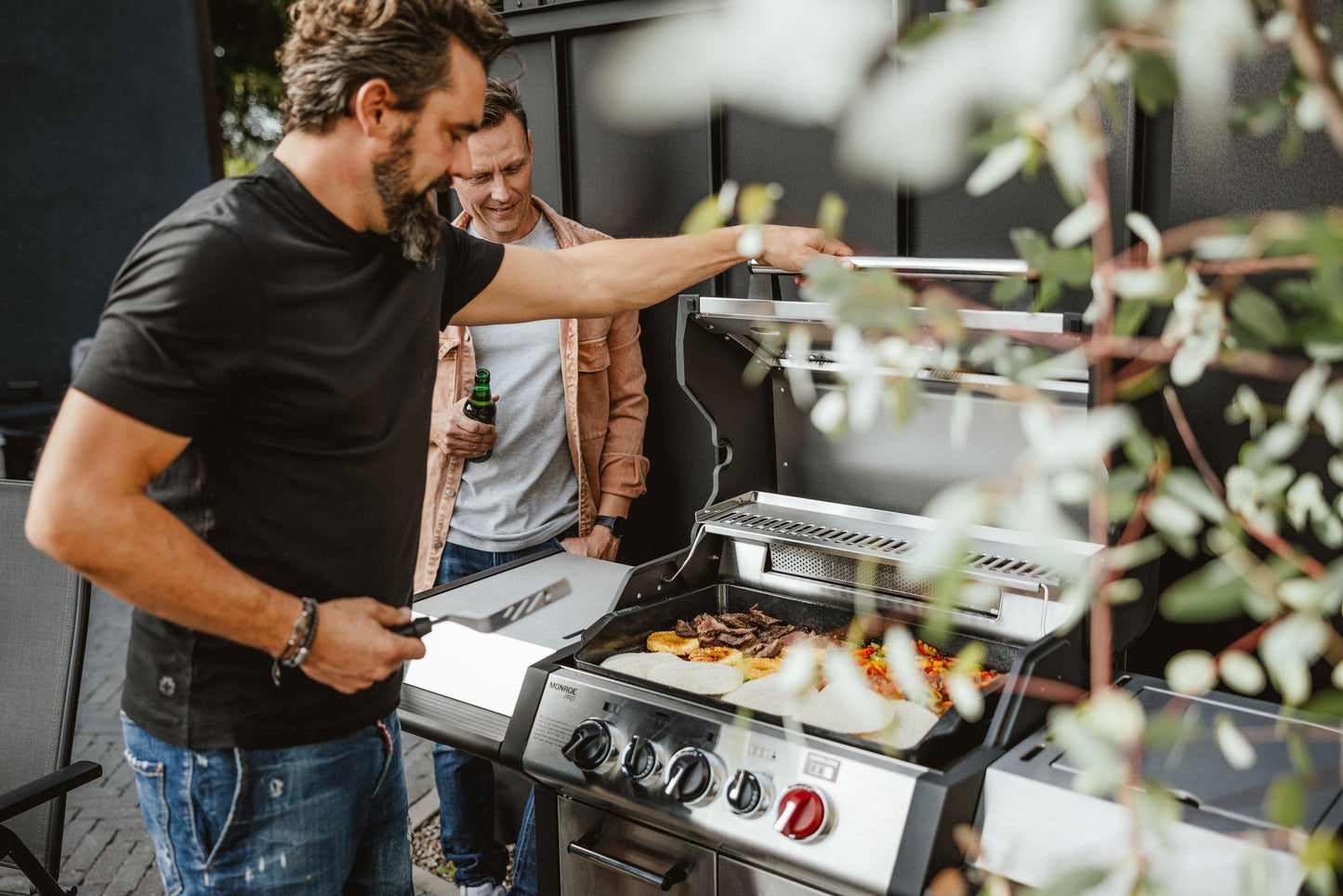 Enders Monroe Pro 3 SIK Turbo Gas Barbecue mit FREE Abdeckung