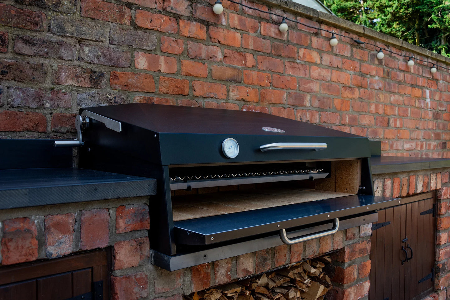 Premium Flamery Klein Asado Grill mit 50/50 Split Grill