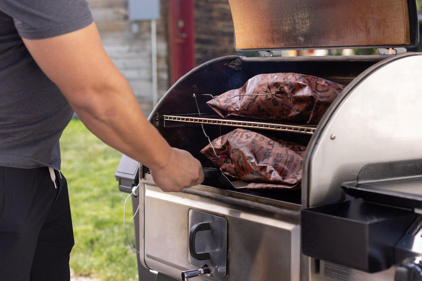 Premium Camp Chef Woodwind Pro 24 Pellet Grill Smoker
