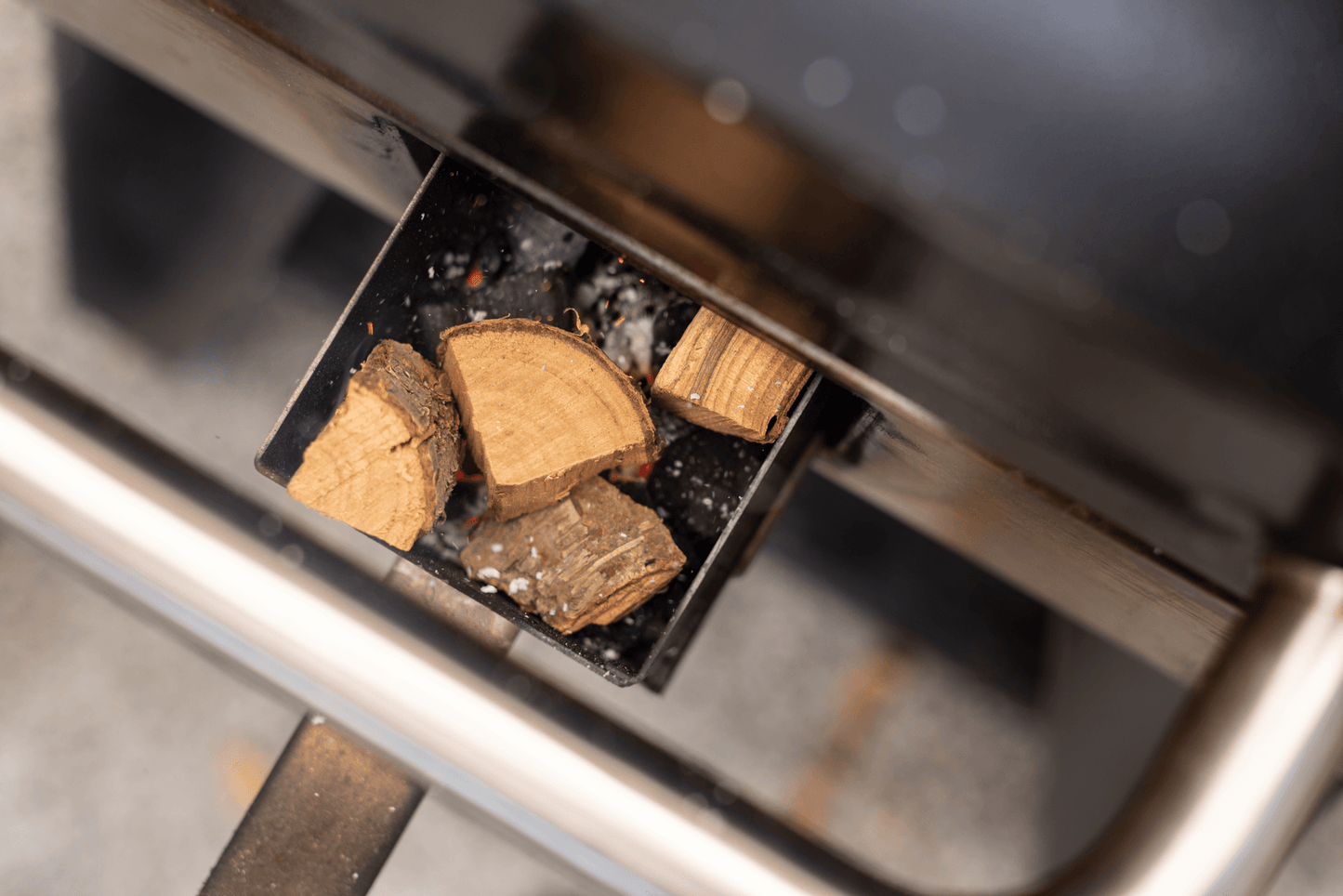 Premium Camp Chef Woodwind Pro 24 Pellet Grill Smoker
