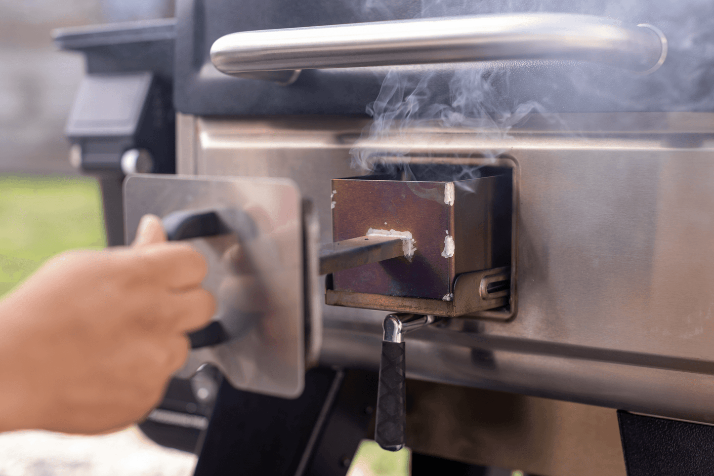 Premium Camp Chef Woodwind Pro 36 Pellet Grill Smoker